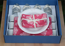 Load image into Gallery viewer, Garden Party Tablescape